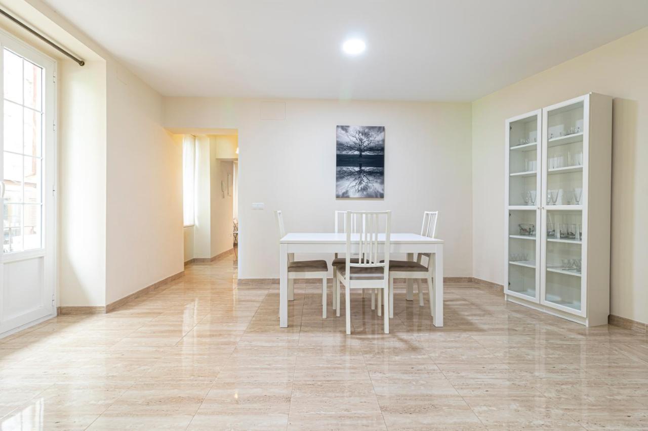 Allo Apartments Consistorio Centro 2 Habitaciones Χέρεζ Εξωτερικό φωτογραφία